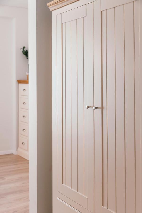 J14A I Rooms & Apartments Automated Self Check-In VNO Exteriör bild