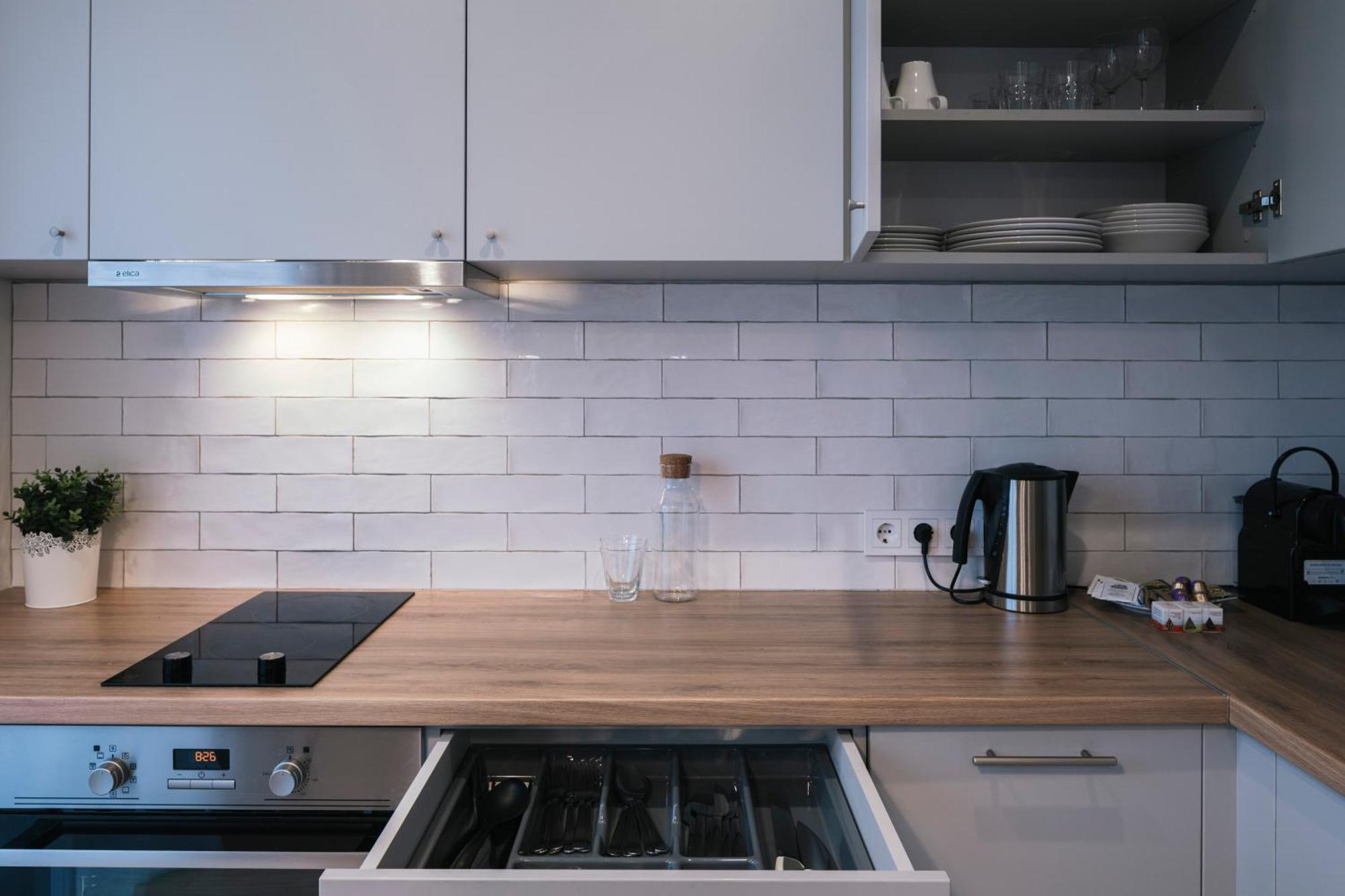 J14A I Rooms & Apartments Automated Self Check-In VNO Rum bild