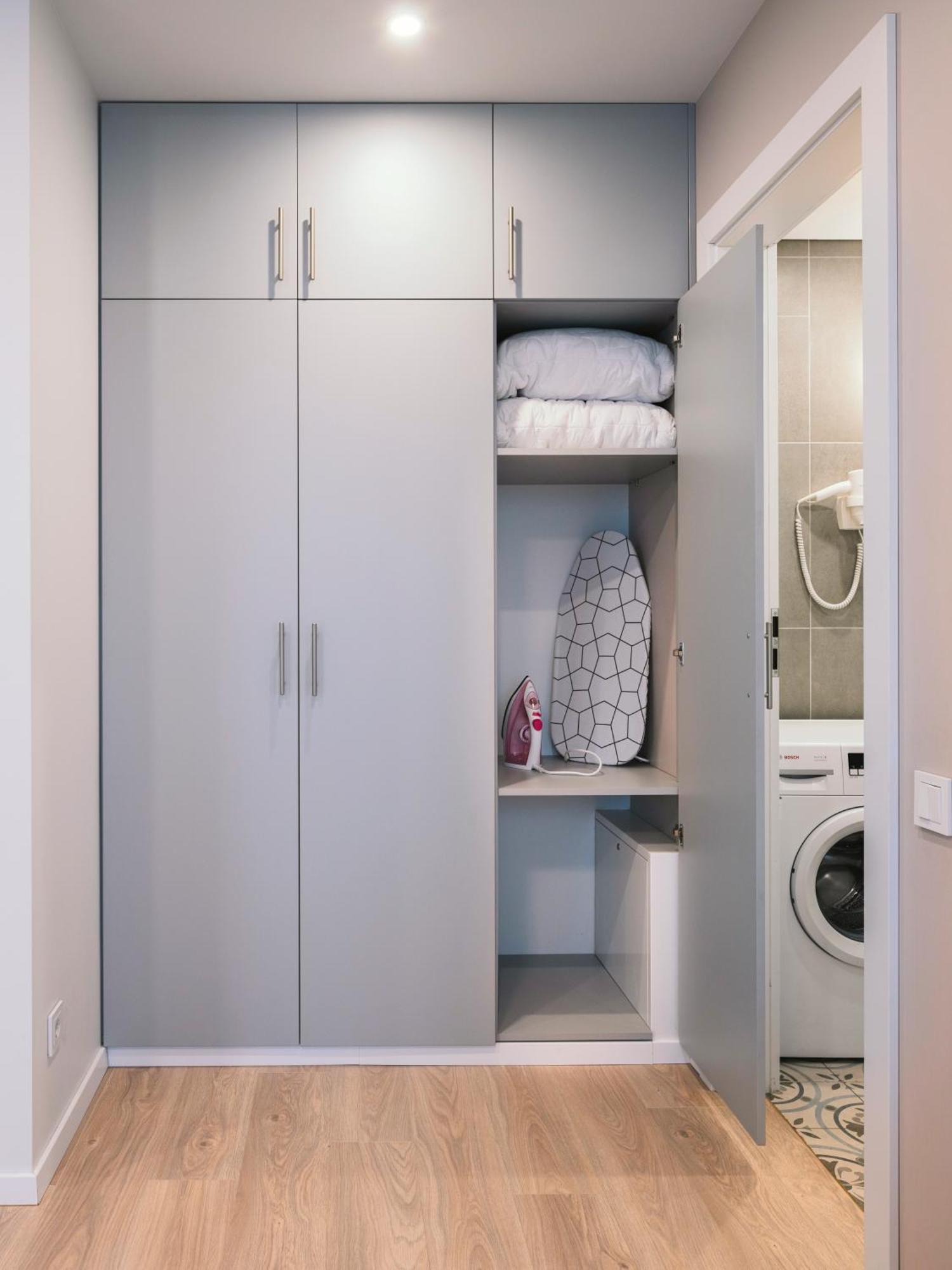 J14A I Rooms & Apartments Automated Self Check-In VNO Exteriör bild