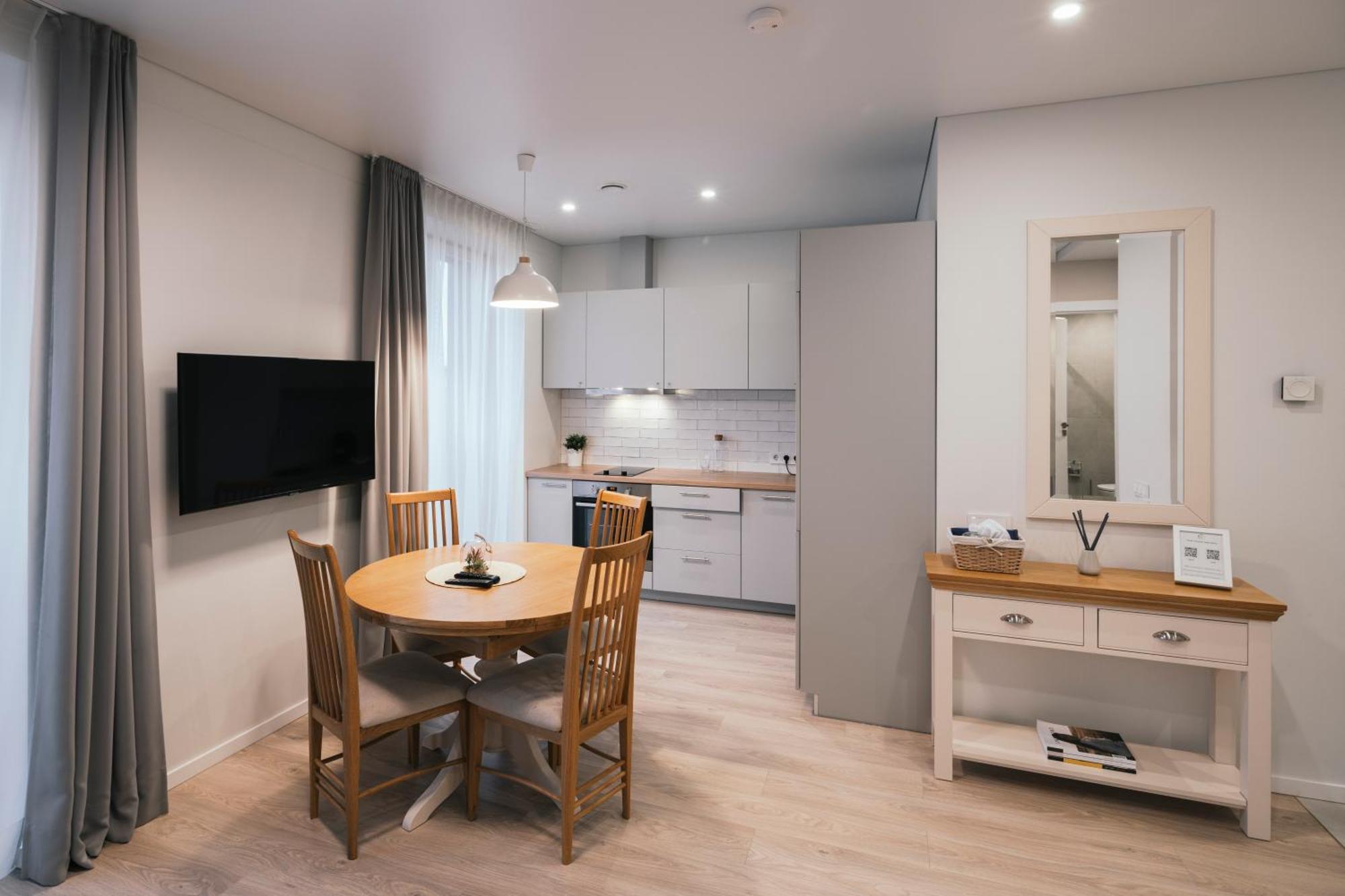 J14A I Rooms & Apartments Automated Self Check-In VNO Exteriör bild