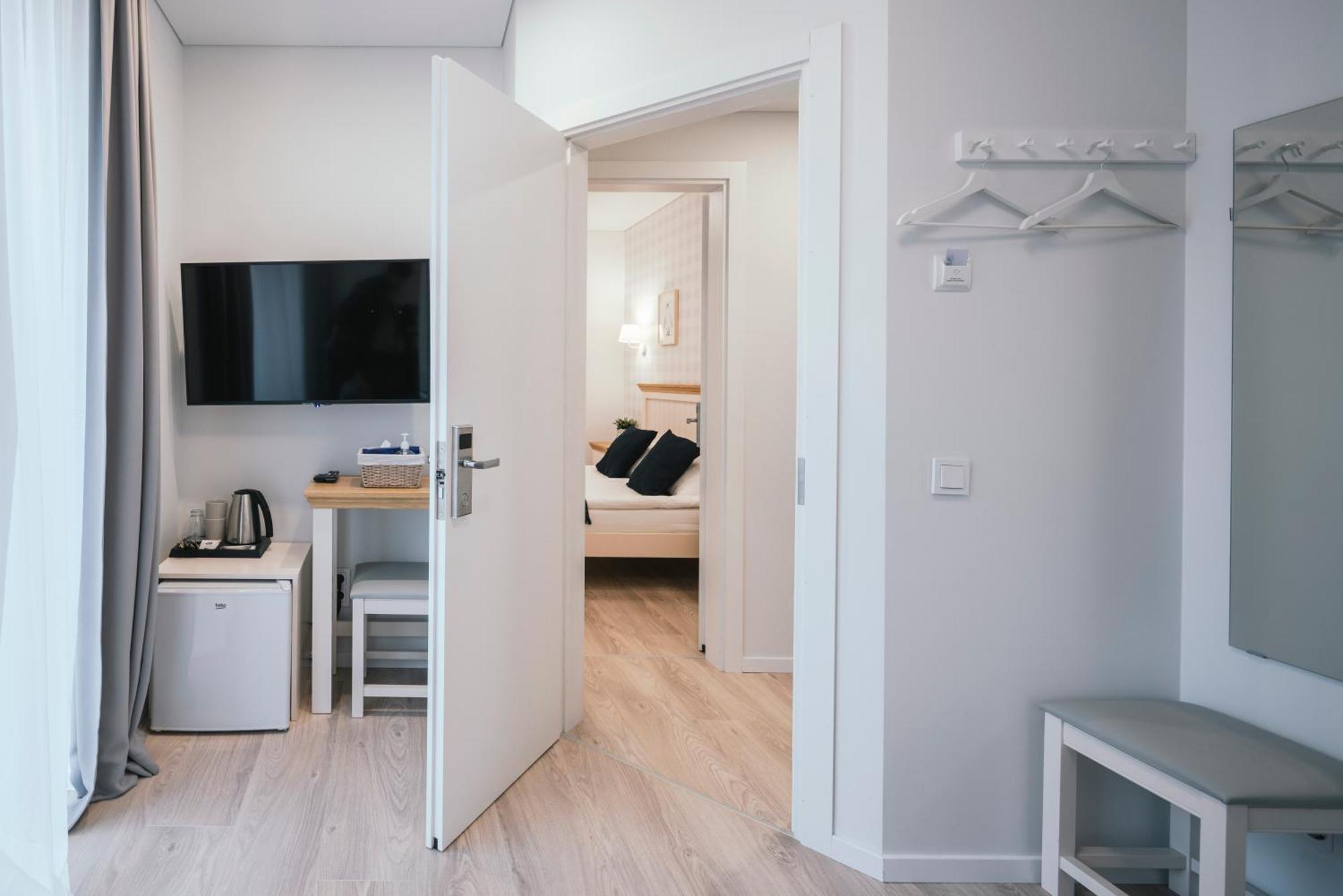 J14A I Rooms & Apartments Automated Self Check-In VNO Exteriör bild