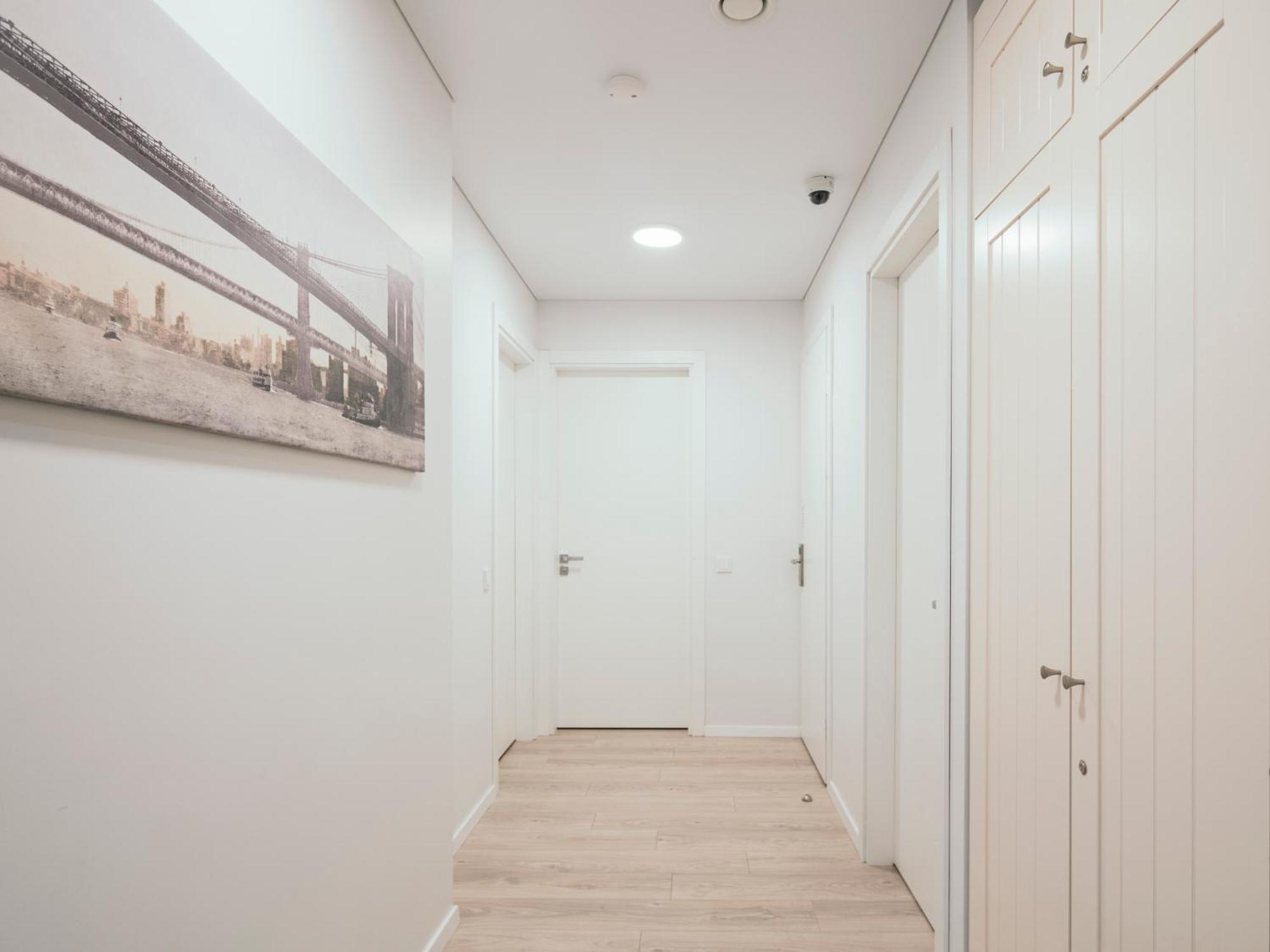 J14A I Rooms & Apartments Automated Self Check-In VNO Rum bild